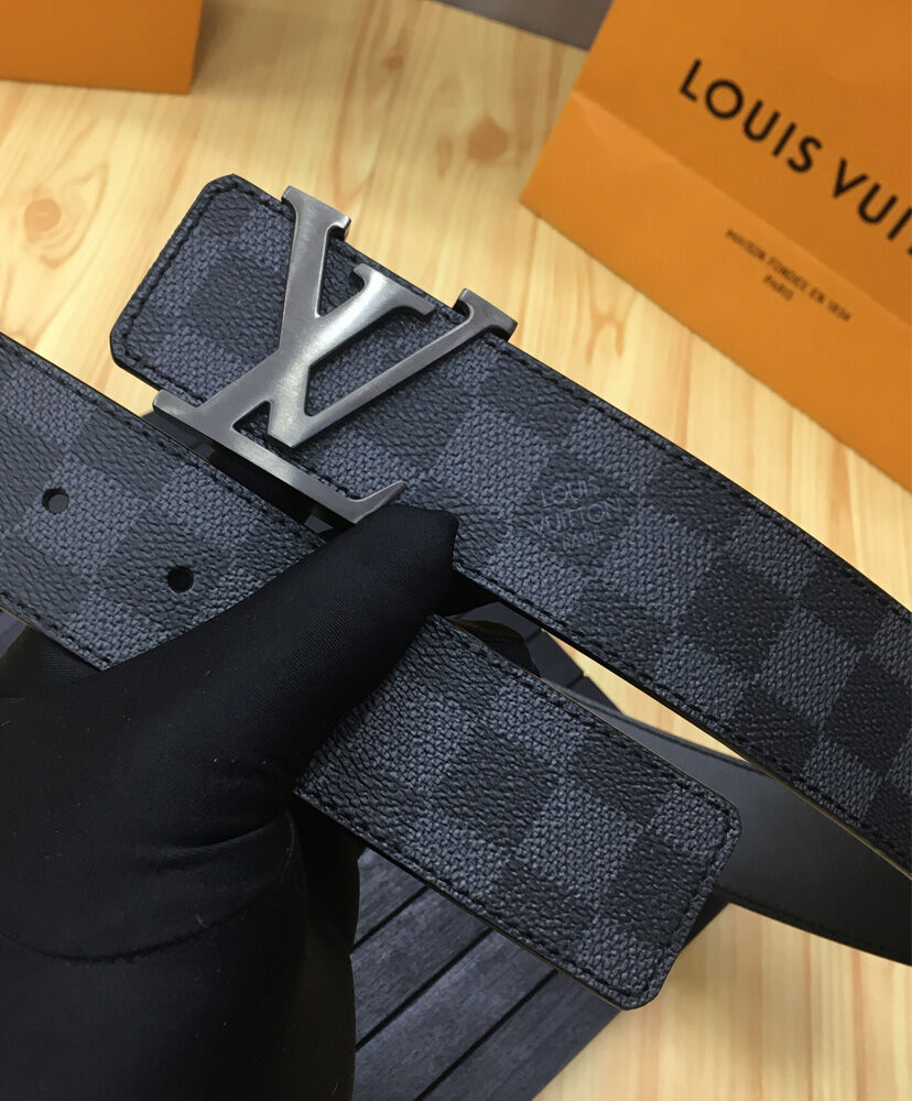 Louis Vuitton Belt LV Initiales 40mm Black