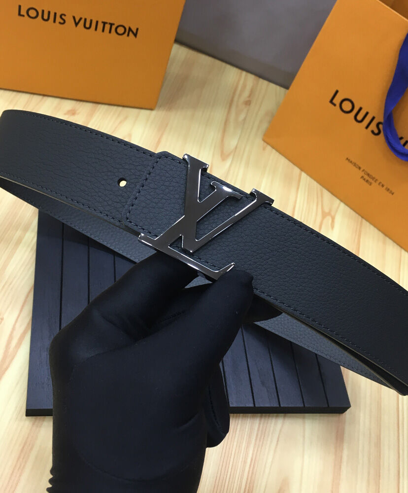 Louis Vuitton Belt LV Initiales Reversible Black