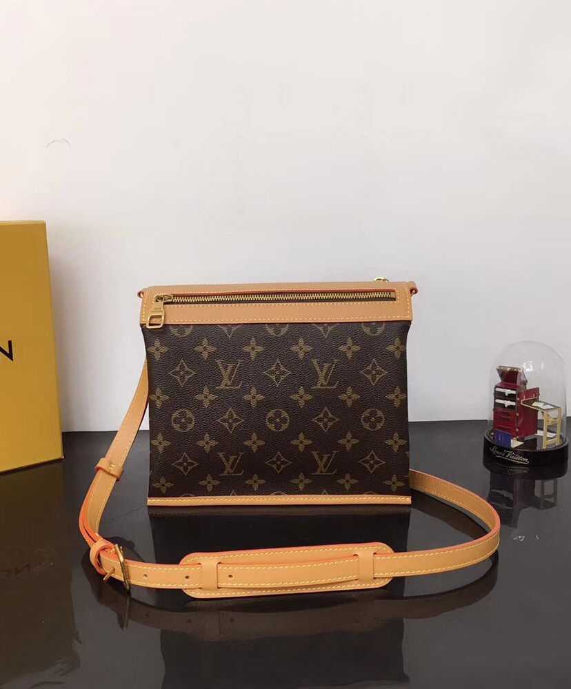 Louis Vuitton Saumur Messenger PM M44879