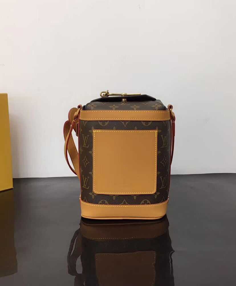 Louis Vuitton Milk Box M44877