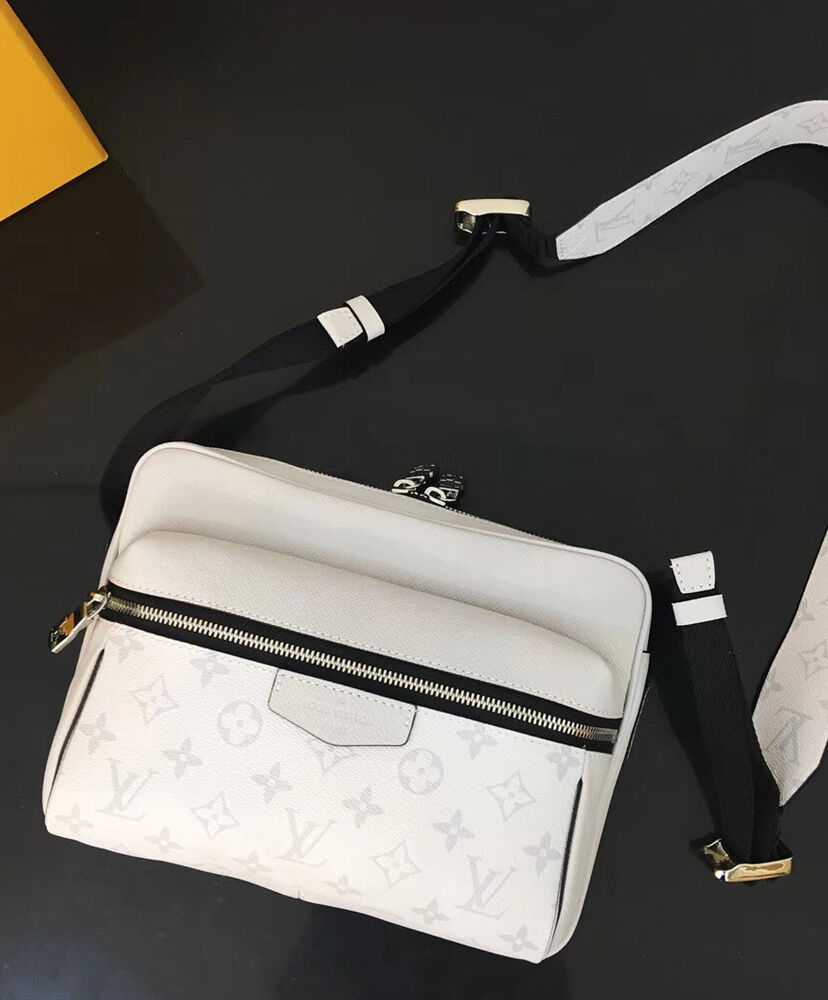 Louis Vuitton Outdoor Messenger M30233 White