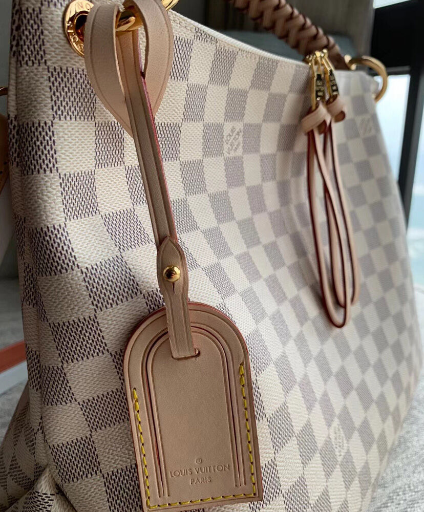 Louis Vuitton Beaubourg Hobo MM White