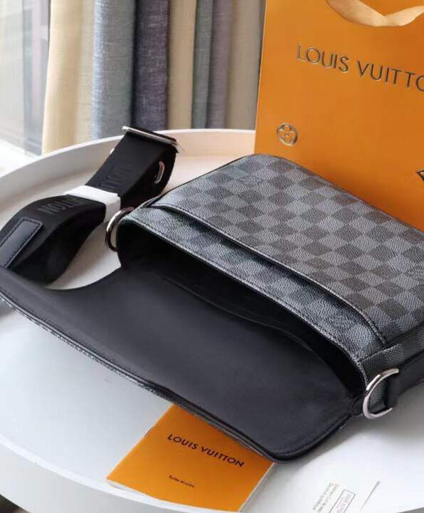 Louis Vuitton Studio Messenger Bag N50013 N50026 Black