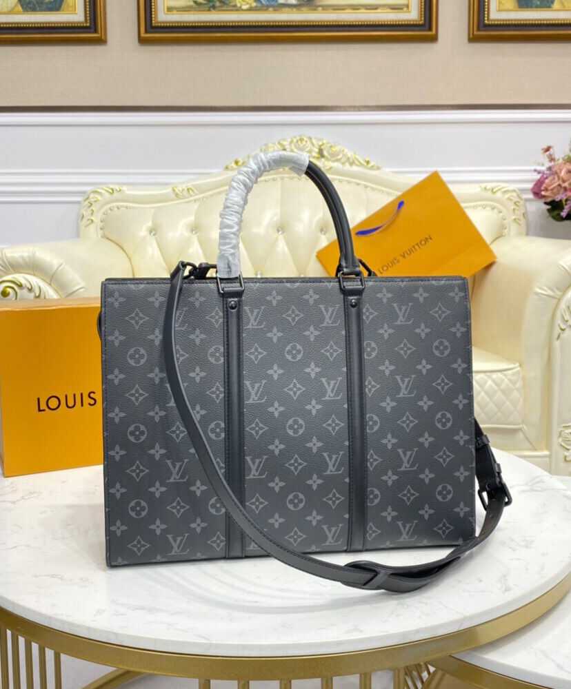 Louis Vuitton Sac Plat Horizontal Zippe M45265 Black