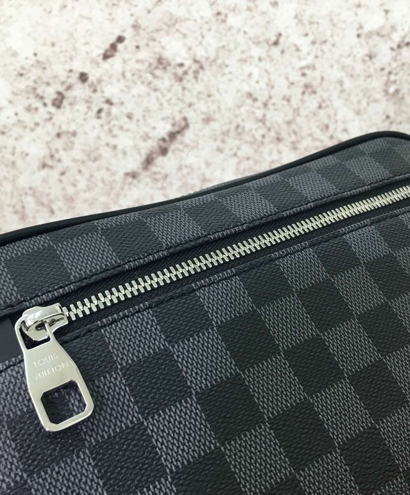 Louis Vuitton Kasai Clutch N41664 Black