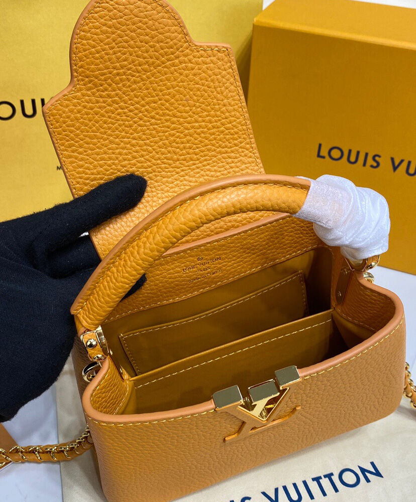 Louis Vuitton Capucines Mini Bag M59709 Orange