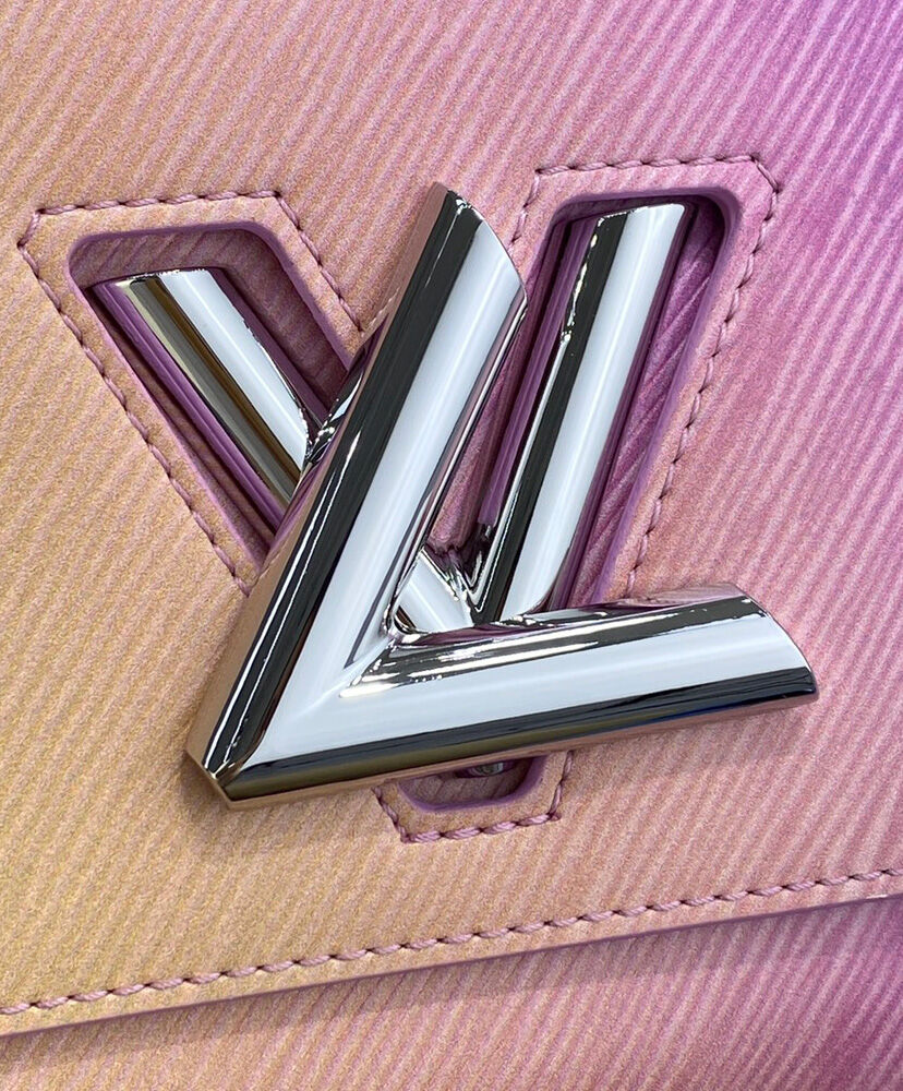 Louis Vuitton Twist MM Pink